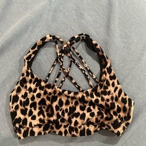VS Strappy Sports Bra Leopard Print